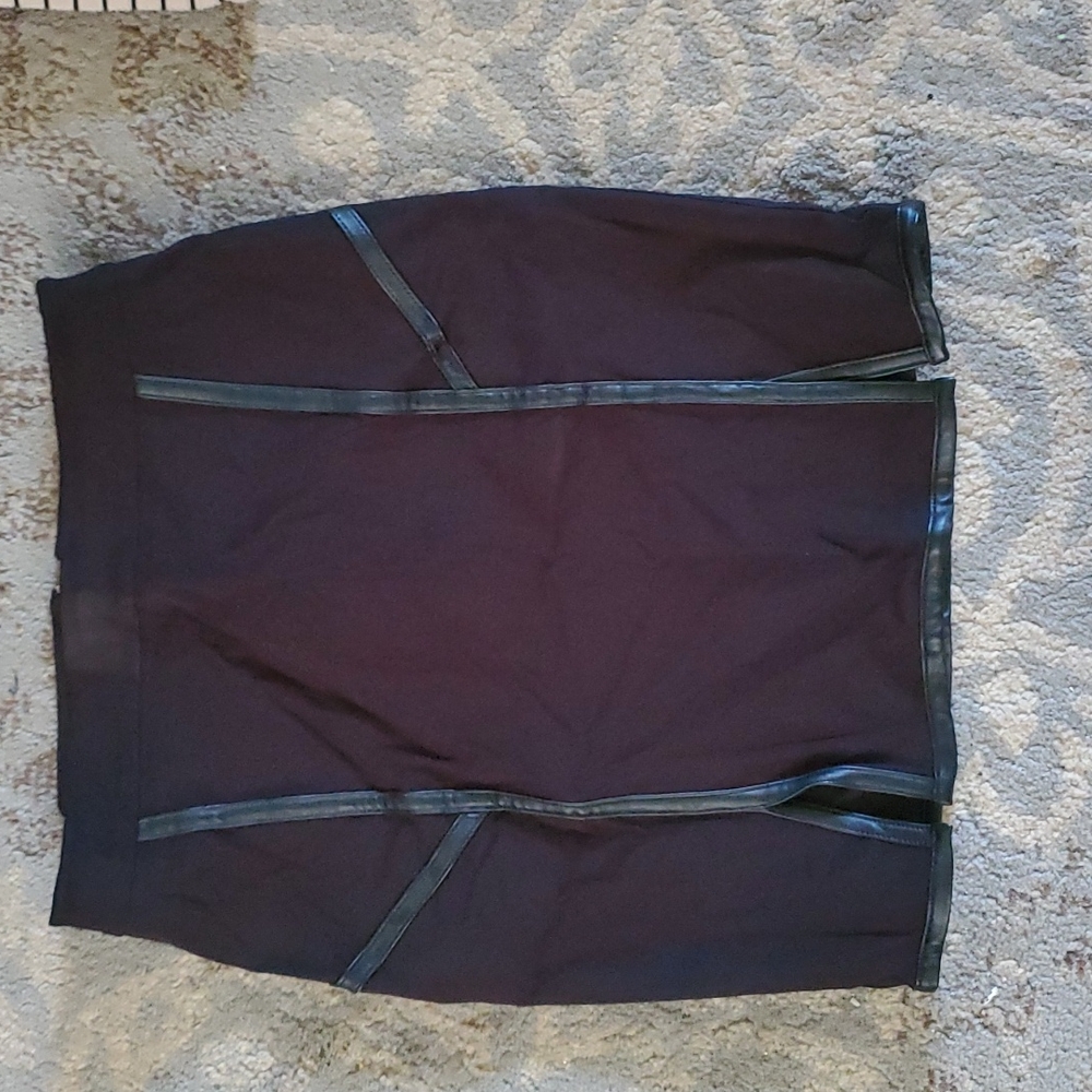 Guess skirt
